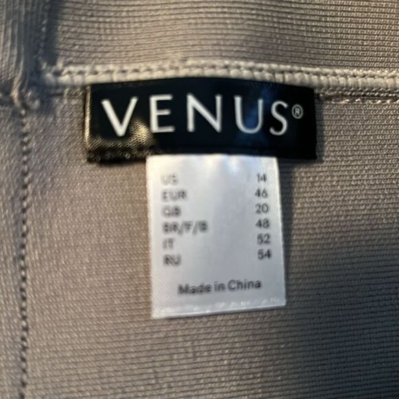 Venus Gray Skirt With Sequins Size 14 New Without Tags - Picture 6 of 6